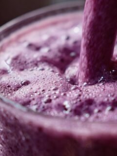 Strawberry Blueberry Banana Smoothie